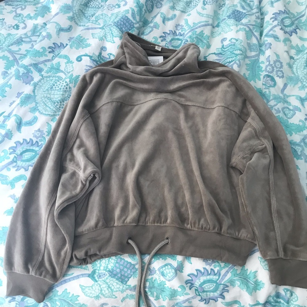 Silence + Noise Pullover